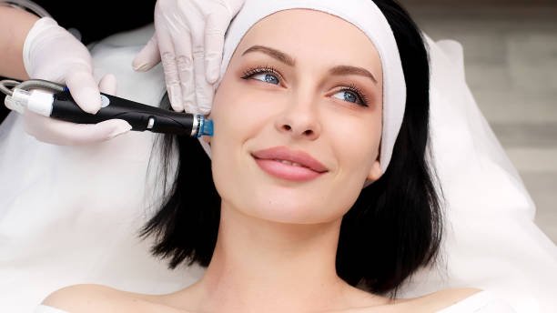How Often Should You Get a Hydrafacial Treatment in Dubai?